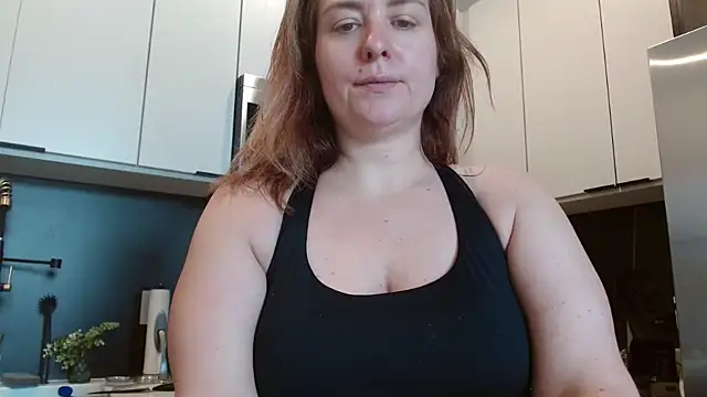 HazelSkyesChat online show from May 2026 06:25:01 PM