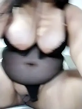 SamanthaStonee online show from March 2026 11:45:01 PM