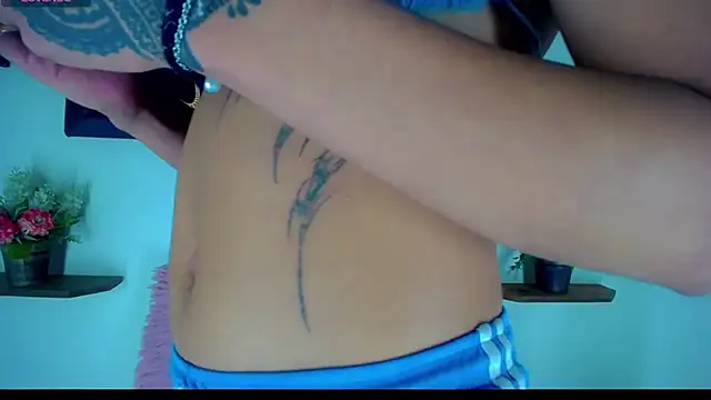 Snapshot of Darianna_Atehortua chatting on February 2026 09:21:01 PM Darianna Atehortua online show from February 2026 09:21:01 PM