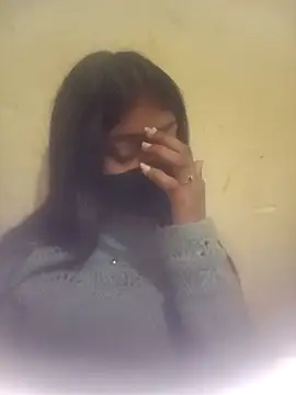 queen gairl online show from February 2026 05:57:01 AM