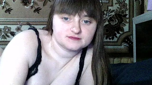 Snapshot of LuckyLust15 chatting on February 2026 04:11:02 PM LuckyLust15 online show from February 2026 04:11:02 PM