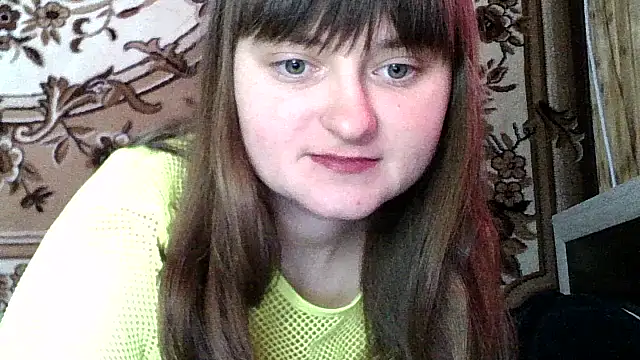 Snapshot of LuckyLust15 chatting on February 2026 10:33:01 AM LuckyLust15 online show from February 2026 10:33:01 AM