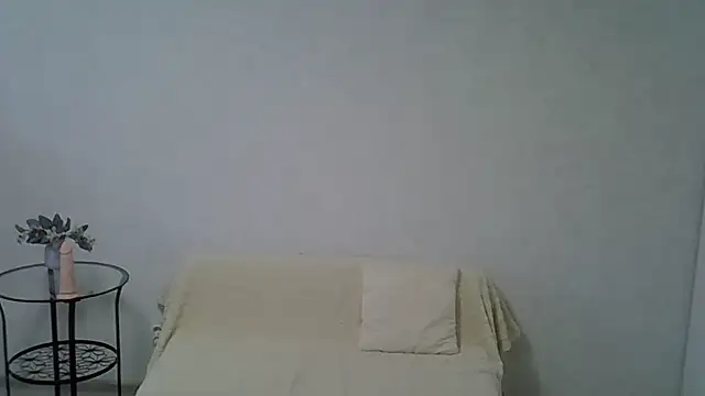 Opaldream online show from June 2026 06:07:02 PM