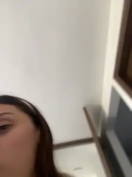 Snapshot of alison_parkerr26 chatting on February 2026 03:44:02 PM alison parkerr26 online show from February 2026 03:44:02 PM