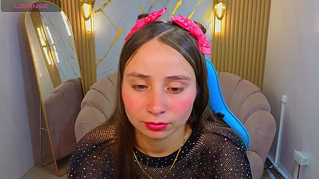 Snapshot of Ariana18_b chatting on March 2026 12:54:01 PM Ariana18 b online show from March 2026 12:54:01 PM