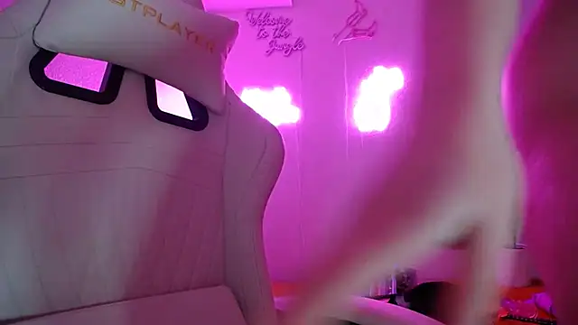 groovynights online show from January 2025 01:42:02 AM