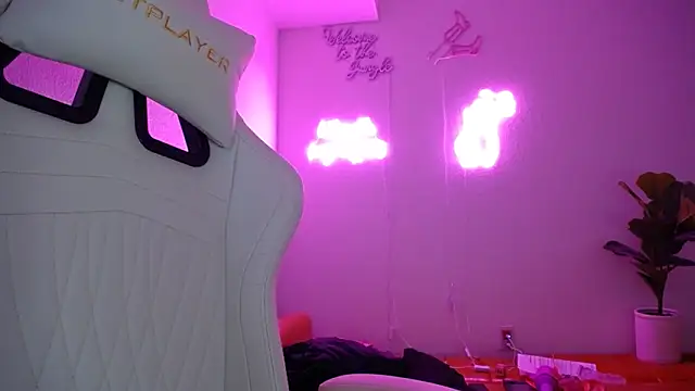 groovynights online show from March 2025 07:05:02 AM