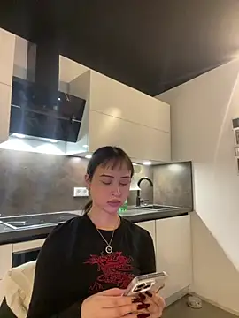 Just-Lilly online show from April 2026 07:45:01 AM