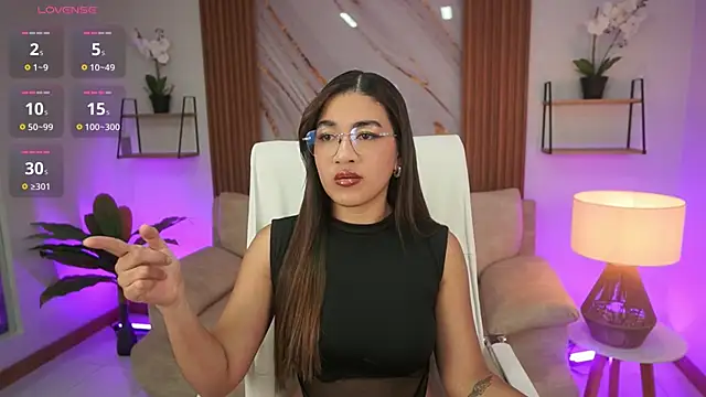 Snapshot of IvyGrabes chatting on February 2026 07:00:02 PM IvyGrabes online show from February 2026 07:00:02 PM