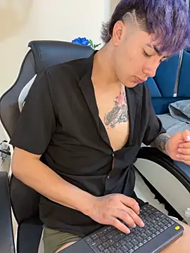 Snapshot of AlexanderCollman2 chatting on February 2026 08:25:02 PM AlexanderCollman2 online show from February 2026 08:25:02 PM