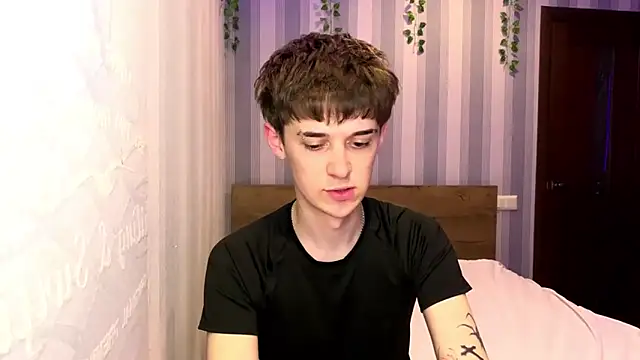 Sweet Dude online show from March 2026 09:30:02 PM