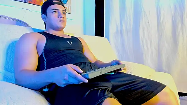 Snapshot of jhon_nicolas chatting on February 2026 08:47:01 PM jhon nicolas online show from February 2026 08:47:01 PM