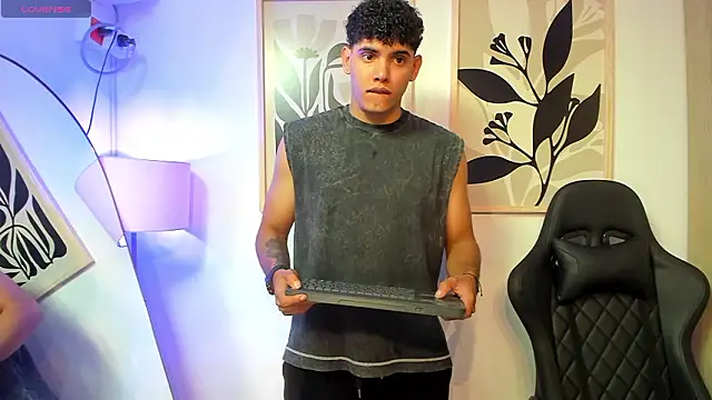 justin payn14 online show from March 2026 02:33:01 PM