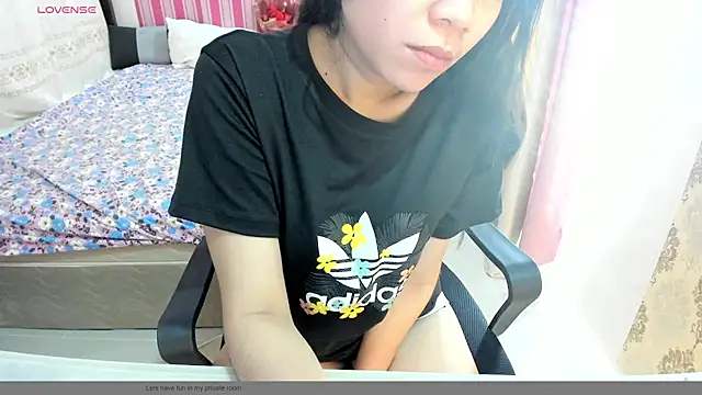 Snapshot of HornyAsianXxX chatting on April 2026 02:38:01 AM HornyAsianXxX online show from April 2026 02:38:01 AM