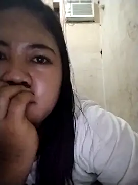 Snapshot of biggbooty15 chatting on February 2026 11:33:01 PM biggbooty15 online show from February 2026 11:33:01 PM