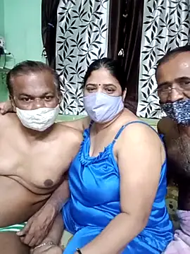 Snapshot of HoneyHush chatting on February 2026 07:17:02 PM HoneyHush online show from February 2026 07:17:02 PM