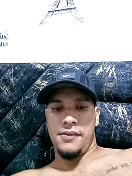 Snapshot of Santi1996 chatting on May 2026 12:19:01 AM Santi1996 online show from May 2026 12:19:01 AM