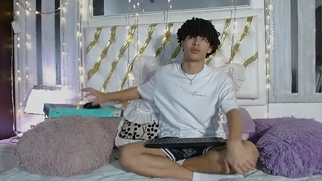 Snapshot of ian_smith_ chatting on February 2026 11:58:02 AM ian smith online show from February 2026 11:58:02 AM