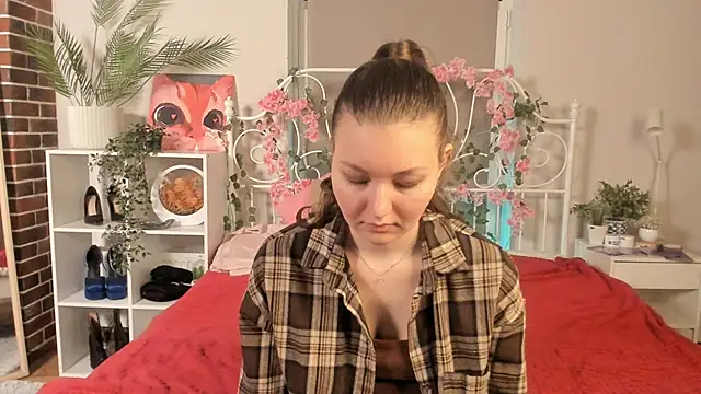 Snapshot of TobiMillinor chatting on February 2026 08:18:01 PM TobiMillinor online show from February 2026 08:18:01 PM