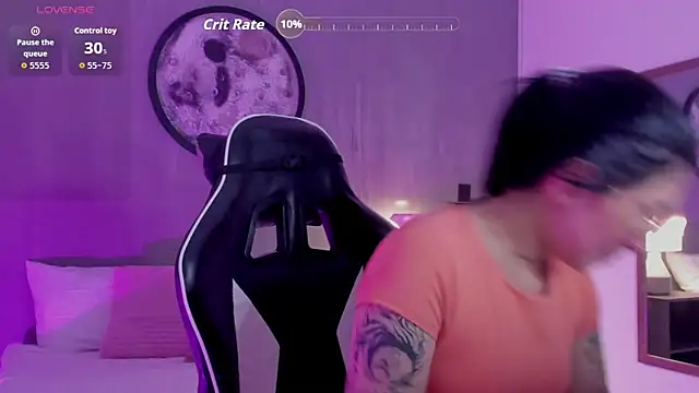 Snapshot of charlottee27_ chatting on June 2026 01:58:02 AM charlottee27 online show from June 2026 01:58:02 AM