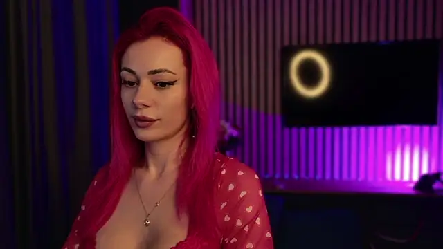 Snapshot of KaylieRosse chatting on February 2026 06:04:01 PM KaylieRosse online show from February 2026 06:04:01 PM