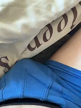 twankletoes1234 online show from March 2026 10:22:01 AM