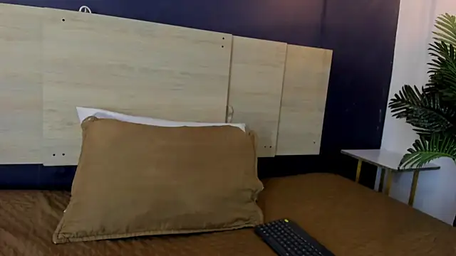 GrettaRouse online show from July 2026 08:03:02 PM