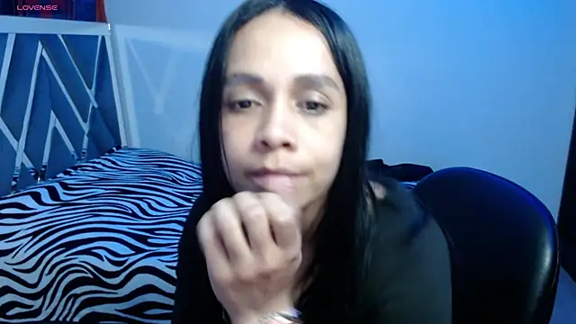 Snapshot of paula_lopez__ chatting on April 2026 11:13:01 PM paula lopez online show from April 2026 11:13:01 PM