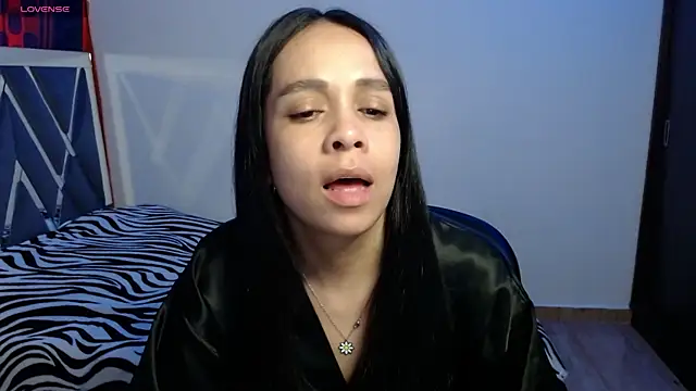 Snapshot of paula_lopez__ chatting on June 2026 10:34:02 PM paula lopez online show from June 2026 10:34:02 PM
