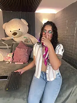 Snapshot of Magic_ivone chatting on March 2026 11:47:01 AM Magic ivone online show from March 2026 11:47:01 AM