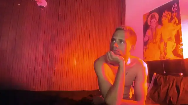 Snapshot of megan_and_jayram chatting on February 2026 02:07:02 AM megan and jayram online show from February 2026 02:07:02 AM