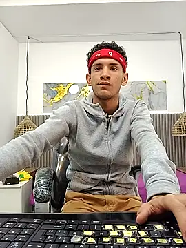 JDWhite18 online show from February 2026 04:31:01 AM