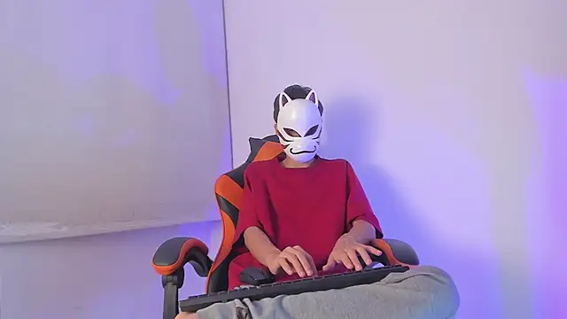 Senpai Lover  online show from February 2026 07:40:01 PM