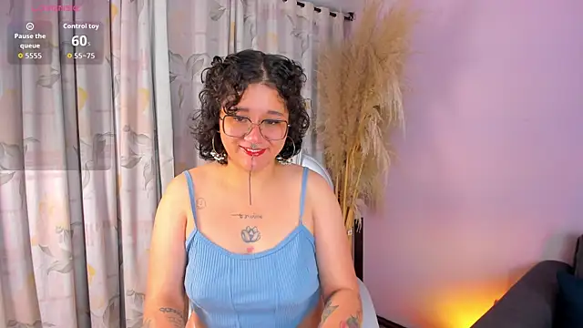 Snapshot of Sylvara_bx chatting on May 2026 11:48:01 AM Sylvara bx online show from May 2026 11:48:01 AM