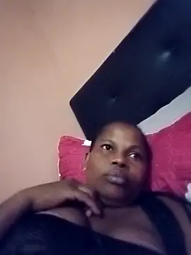 Snapshot of Sexyleonx chatting on February 2026 08:19:02 AM Sexyleonx online show from February 2026 08:19:02 AM