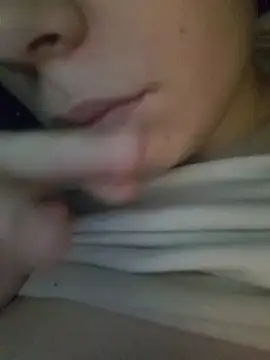 miraevelina online show from February 2026 08:35:01 PM