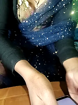 Snapshot of Royal_hotti0011 chatting on February 2026 05:10:01 PM Royal hotti0011 online show from February 2026 05:10:01 PM