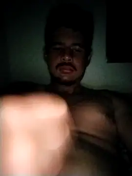 joaonovinho662 online show from April 2026 04:23:02 AM