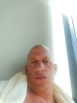 Snapshot of superhotpapi chatting on February 2026 06:02:01 PM superhotpapi online show from February 2026 06:02:01 PM