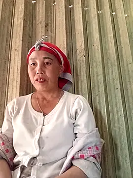 lena-cute online show from April 2026 09:57:01 AM