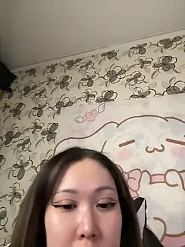 YukiiTYAN online show from July 2026 04:22:02 PM