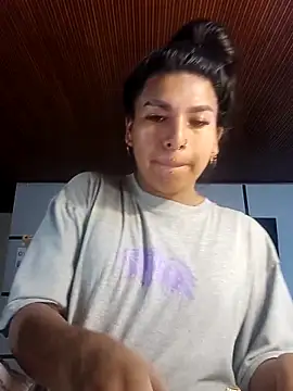 MeelFox online show from February 2026 12:15:01 PM