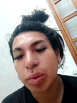 MeelFox online show from April 2026 12:34:02 PM