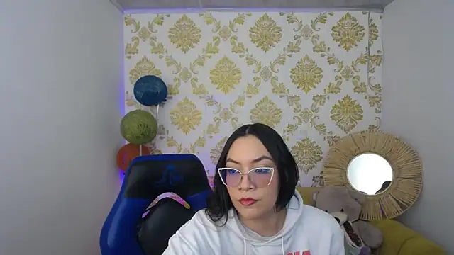 Snapshot of ALISS_M_ chatting on February 2026 09:12:02 PM ALISS M online show from February 2026 09:12:02 PM