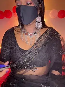 Snapshot of LIZNA_0 chatting on February 2026 06:14:01 PM LIZNA 0 online show from February 2026 06:14:01 PM