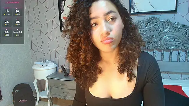 meganrousx online show from March 2026 01:15:02 PM