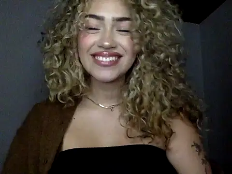 Maddy Beluci online show from March 2026 05:03:01 AM