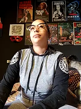 GingerLara online show from February 2026 03:26:02 PM