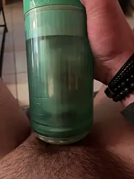 Kylxxx8 online show from March 2026 02:11:02 PM