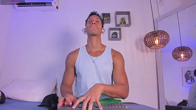 Royland Vega online show from March 2026 11:38:01 AM